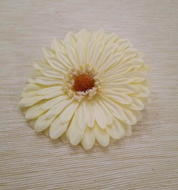 květ gerbera 10 cm