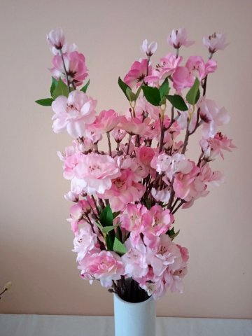 Jabloňová větev 60 cm růžová